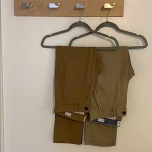 Gap!!  Lot of 2 mens khaki dress pants.